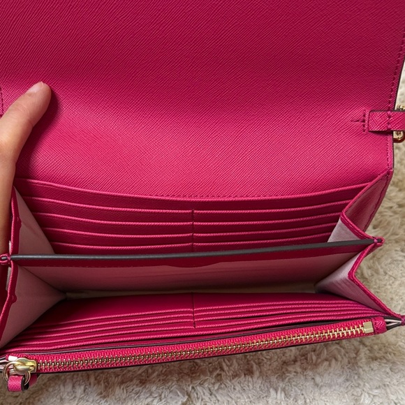 NWOT Tory Burch Fuchsia Robinson Chain Wallet - Picture 7 of 8